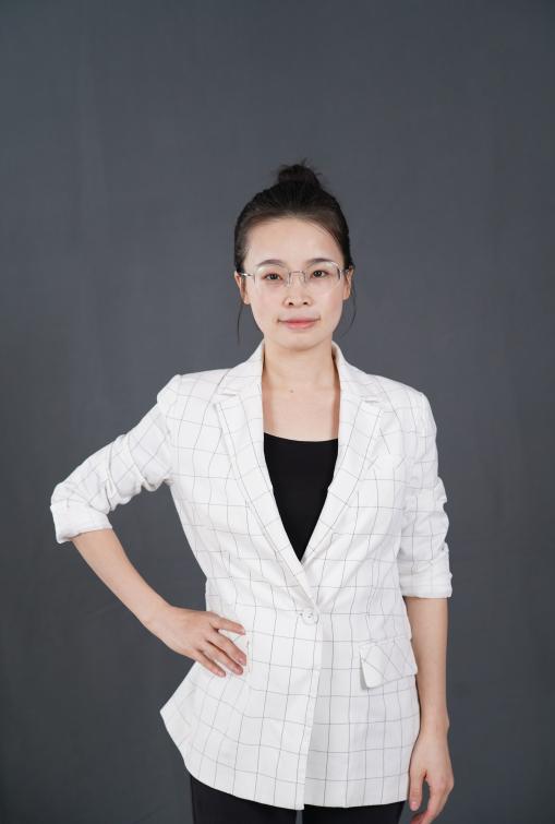 李露娜——商务英语专任教师