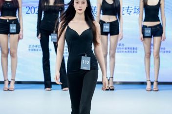 榜样碧职 | 从校园到中国国际时装周，碧职学子闪亮登场
